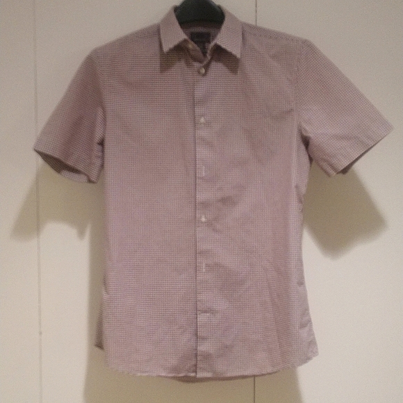 H&M short sleeve button down shirt - Picture 1 of 4